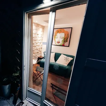 アパート Lovers' Tiny House Inside Montmartre *